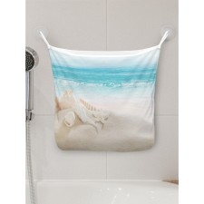 Organizer in a bath on suction cups 
