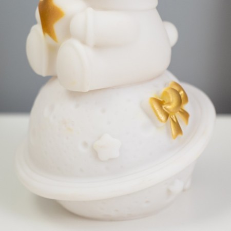 Lamp "Hare with a star on Saturn" 2W LED LR44 5x8x13cm-6