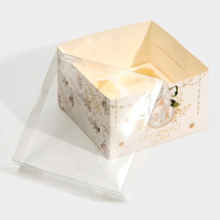The box for the “white-golden” cupcake, 16 x 16 x 10 cm, New Year-4