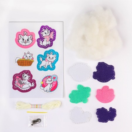 Fetter sewing set with perforation "Kita Marie", cats aristocrats-2