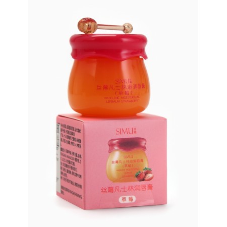 Moisturizing lip balm with strawberries-5