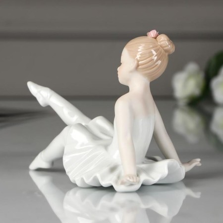Souvenir Ceramics "Baby-ballerina in a white pack" 11x14x9.2 cm-3