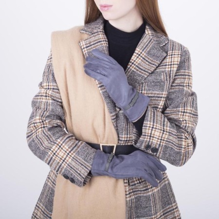 Gloves are female, dimensionless, with insulation, color gray color-3