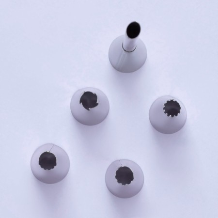 Confectionery set "Dessert", 7 items: a bag of 22 × 12 cm, nozzles 5 pcs, adapter-2