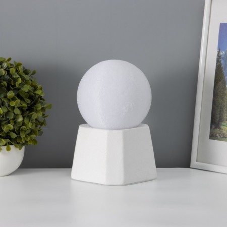 Table lamp "Complete moon" LED 1x40W E27 white 12x12x21cm