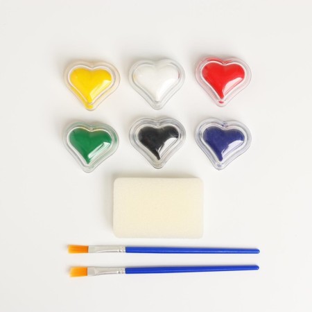 Makeup for the face and body "hearts" 6 colors, sponge, 2 brushes, in the bag