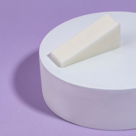 A set of sponges for makeup, 5 × 2 cm, 8 pcs, white color-2