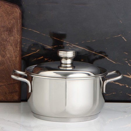Classic-Prima pan, 1.5 l, d = 16 cm, metal cover, capsule bottom, with a heat distribution layer, silver color-1