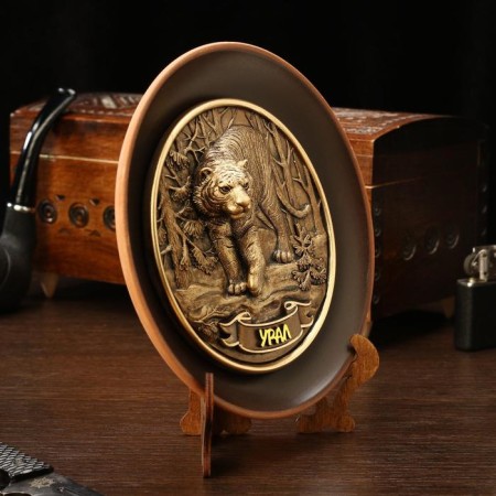 Souvenir "Tiger" plate, ceramics, gypsum, d = 16 cm-1