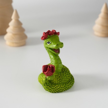Polystone souvenir "Snake with red roses" 4.9x6 cm-1