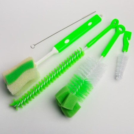 A set of brushes for the care of children's bottles, 5 objects, color mix-4