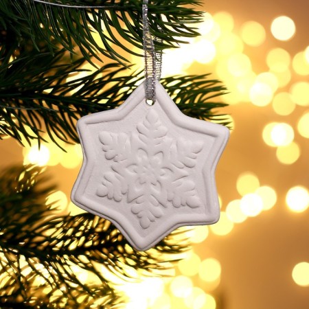 Christmas tree decoration for painting "Snowflake" with a suspension, brush-1