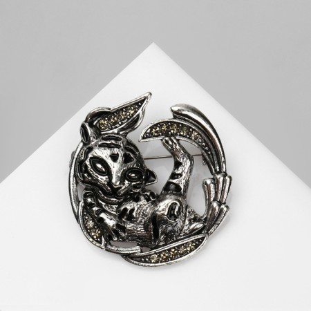 Tiger brooch in foliage, gray color in black silver-1
