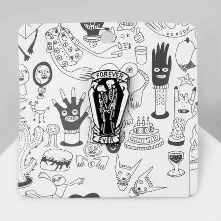 The “Skeletons” icon Forever Ever, the color is black and white in ferrous metal-4