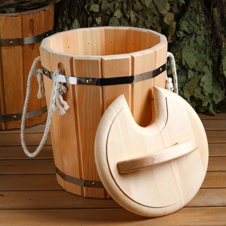 Zaparnik 10l. Cedar, with a lid-1