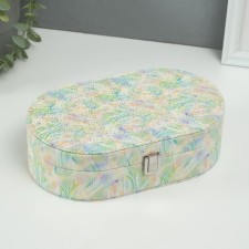 Casket to the leatherette for jewelry 