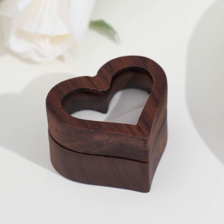 Casket for rings "heart", white pillow, dark tree-1