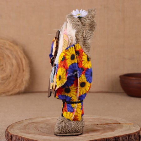 Amulet-domestova "Glory in a linen cap, with an ax and firewood", 30x18x10 cm, mix-1