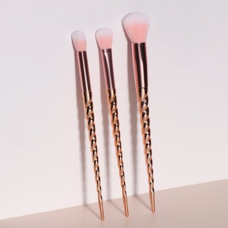 A set of makeup brushes "Gloss", 3 objects, golden color-2