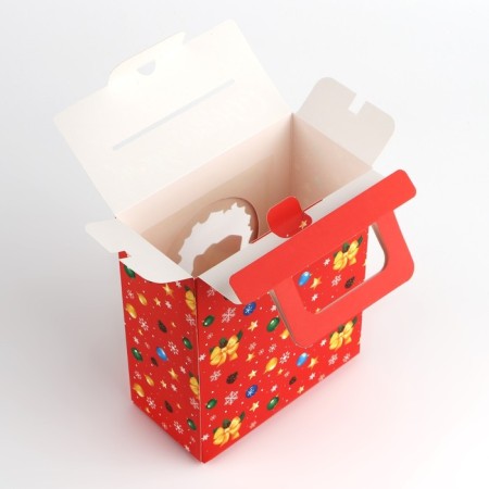 Gift box New Year's Folding with 3D effect "New Year's Wreath", 18 x 15 x 7.5 cm, New Year-3