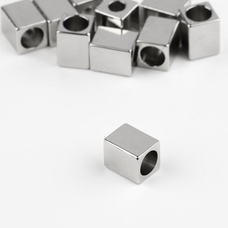 Tip for a cord, d = 4 mm, 10 × 7 × 8 mm, 10 pcs, silver color