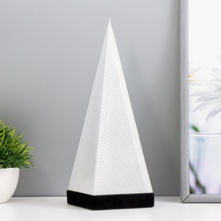 Night Pyramid. Salute Led RGB from 3AAA USB 9x9x28cm Risalux-1