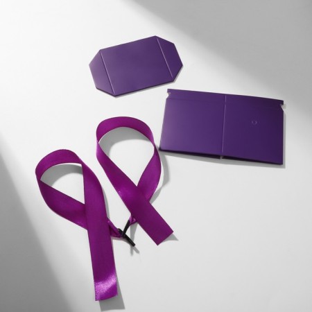 Gift box "Present" 6 × 6, purple-1