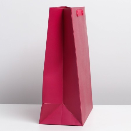 Gift package laminated, packaging, “fuchsia”, l 31 x 40 x 11.5 cm-1