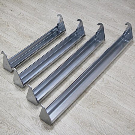 The feeder is hung, 70 cm, galvanized steel-1