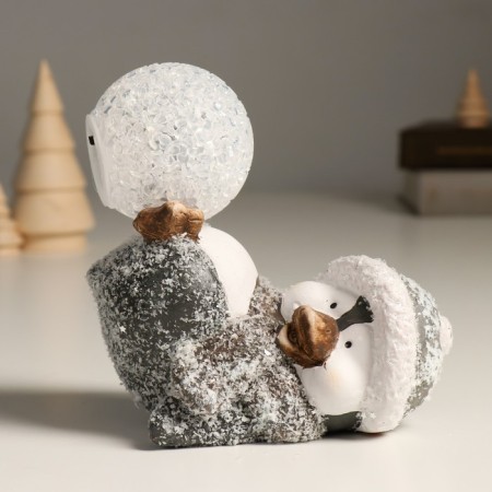 Souvenir Ceramics Light "Penguin in the New Year's cap, with a large snowball" 12.6x8.3x8.6 cm-1