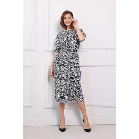 Women's dress, size 54