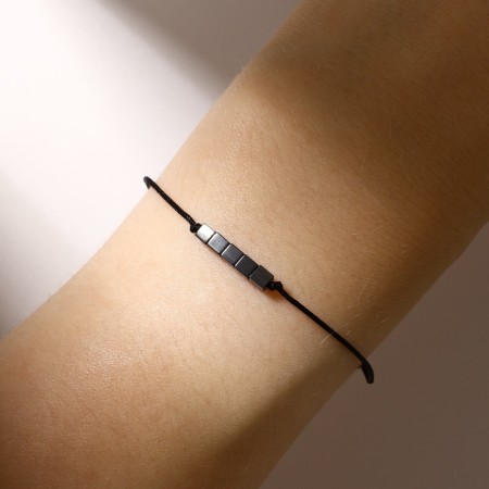 Bracelet of desires "hematite" cube on a black thread, the length is regulated-2
