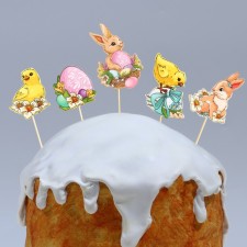 Set for decorating the cake 