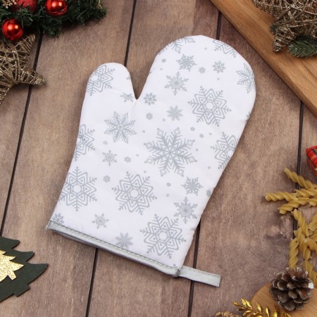 Mittens shares of snowflakes silver 26*16 cm, 100% p/e