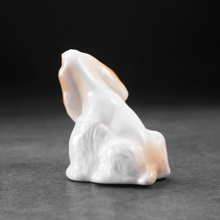 Souvenir "Sitting Coker", 8 x 6 x 8 cm, porcelain-3