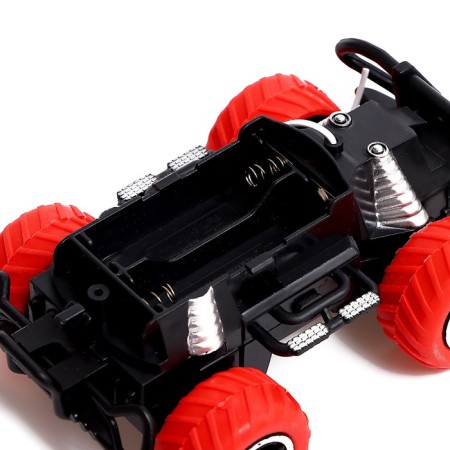 Radio -controlled jeep "graffiti", works on batteries, the color of red-4