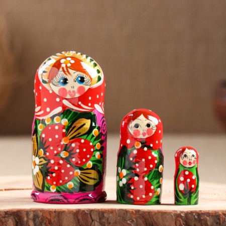 Matryoshka 3 puppet "Katya" berries, 11cm, manual painting.-4