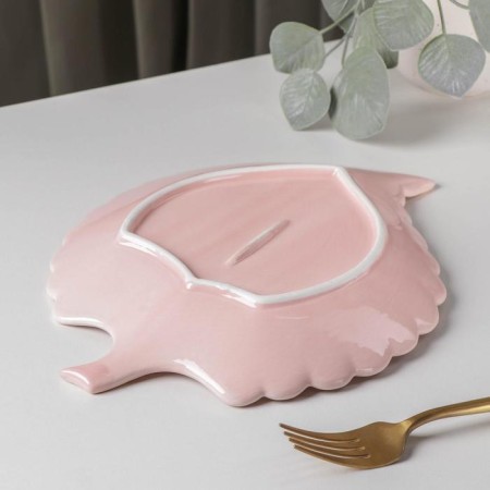 Ceramic serving dish "Rapsodia. Sheet ", 26.5 × 20.5 × 2.5 cm, pink color-2