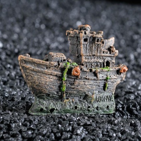 Aquarium decor "Small ship", 7.5 x 5.3 x 2.5 cm