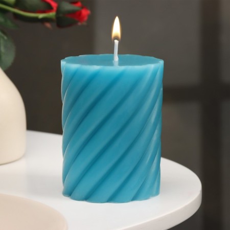 Candle-cylinder aromatic twisted "blueberries", 7.5x10 cm