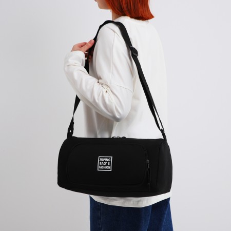 Youth bag with zipper, black color