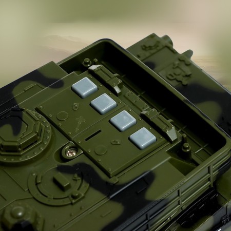 The inertial “Army” tank, 1:16, light and sound-4