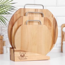 A set of cutting boards 