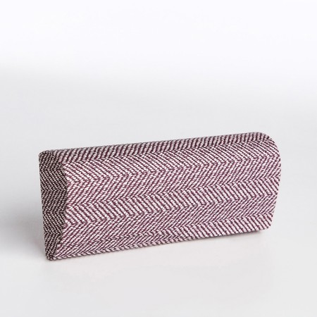 Case for glasses on the cracker, the color is purple