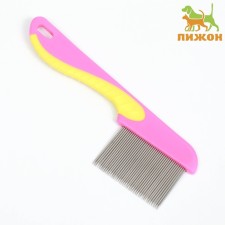 A comb for wool 15.6 x 5.3 cm, long teeth 3.4 cm, pink-yellow