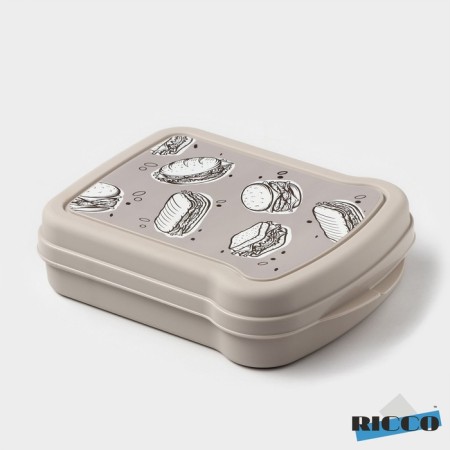 The sandwiches Ricco, 17 × 13 × 4.2 cm, with panin