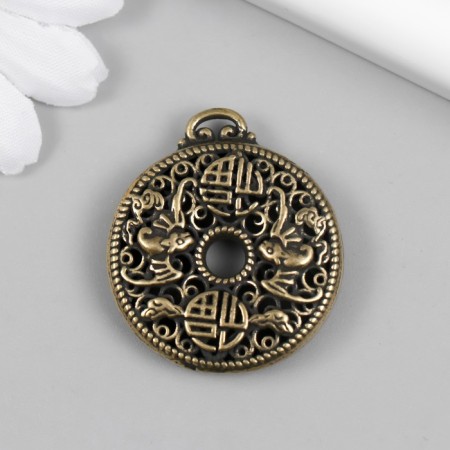 Souvenir brass "bats" 3.6x3.1 cm