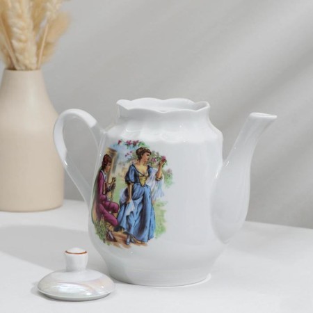 Tea set "Madonna", 8 objects: kettle 1.75 l, dish d = 30 cm, 6 mugs 400 ml-3