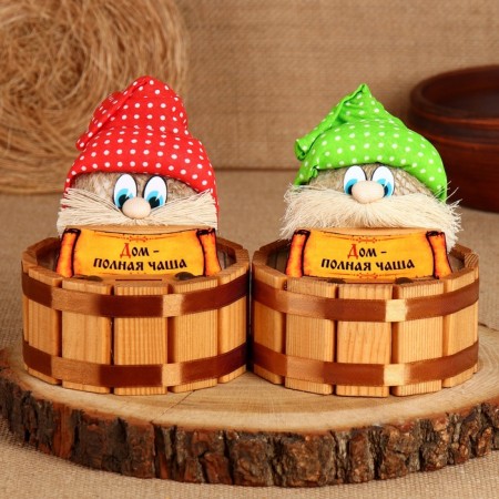 The charm -cap "House - full bowl", on a barrel, 14 x 12 cm, mix-5