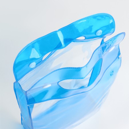 Cosmetic bag on the buttons, the color is transparent/blue-3